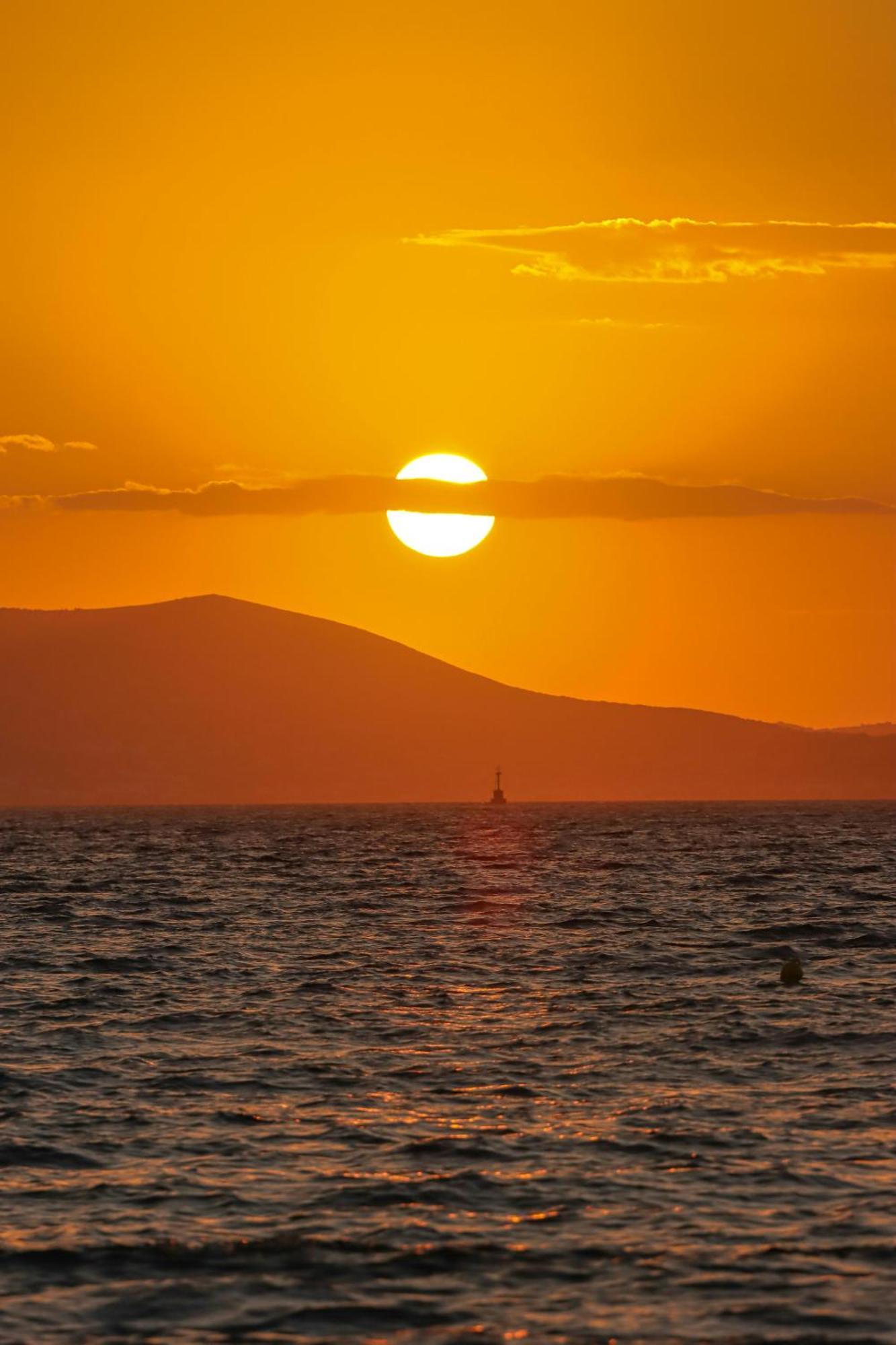 Marine Dream Lägenhet Pláka Exteriör bild